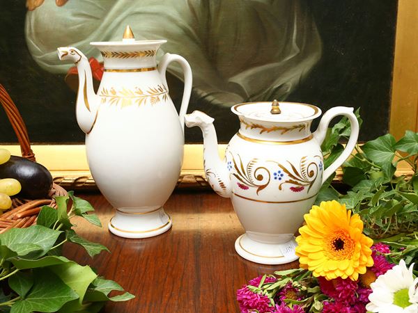 Two porcelain coffepot