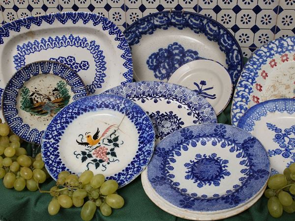Lot of decorative earthenware plates and trays