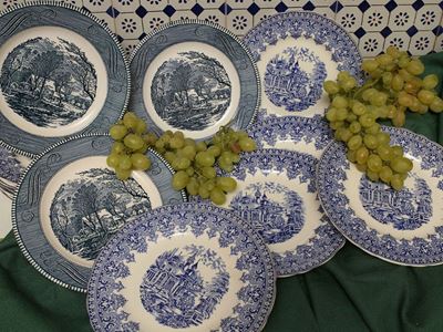 Serie di Dodici Piatti in Terraglia, Laveno