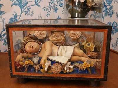 Teca Contenenete Gesù Bambino Dormiente