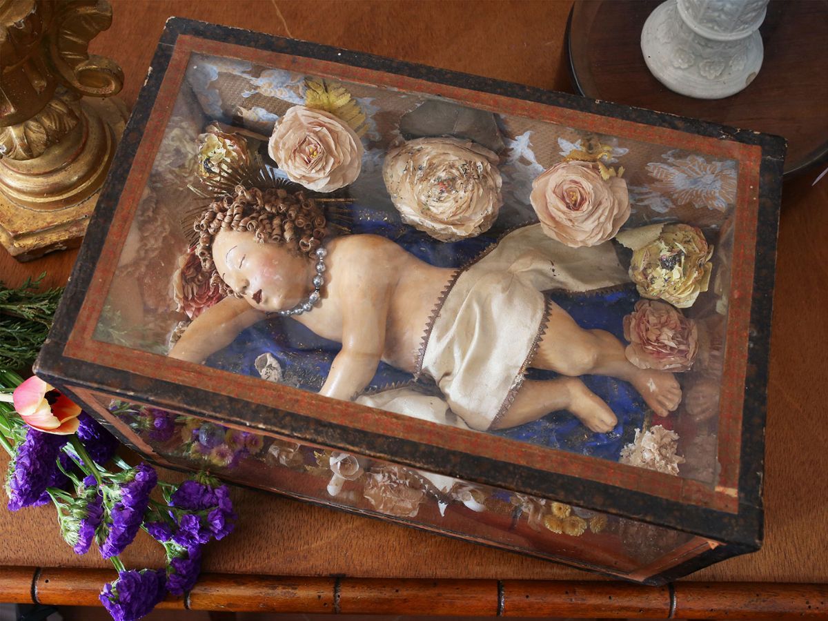Teca Contenenete Gesù Bambino Dormiente