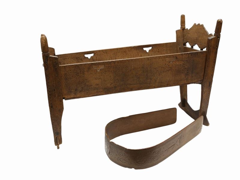 Antica Culla in Legno Tenero