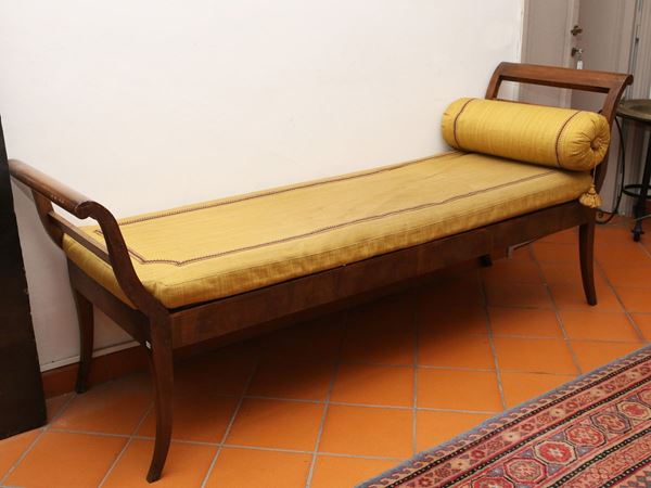 A walnut bench sofa