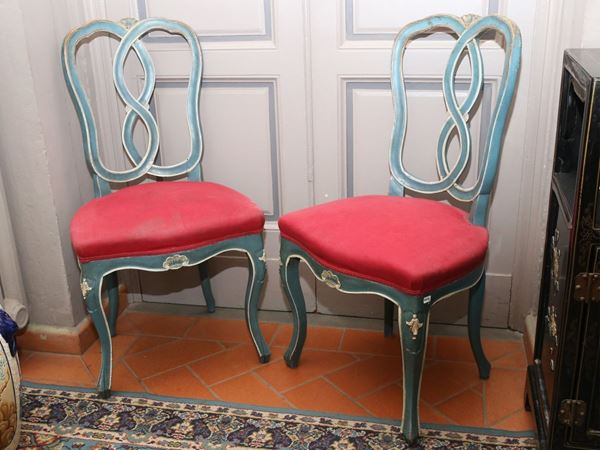 Coppia di sedie in legno laccato celeste  - Asta Arredi, Dipinti e Curiosità da Collezioni Private - Maison Bibelot - Casa d'Aste Firenze - Milano