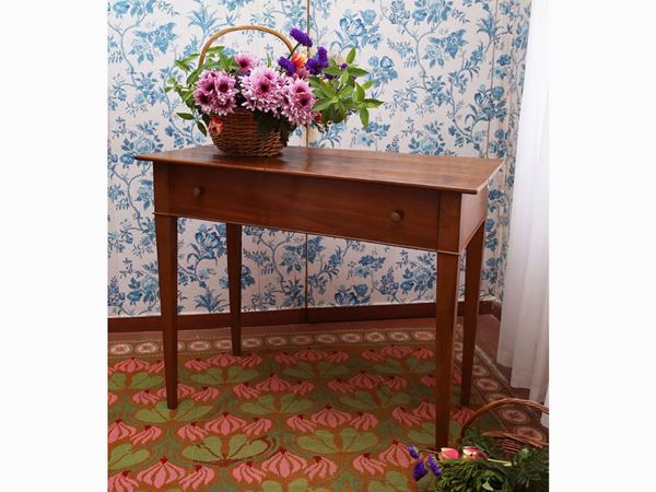 Tavolino in ciliegio  (Toscana, XIX secolo)  - Asta Stile toscano: curiosità da una residenza di campagna - Maison Bibelot - Casa d'Aste Firenze - Milano