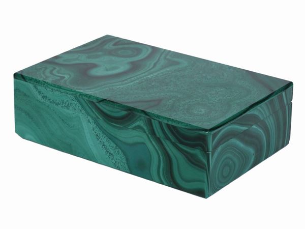 A malachite coated box