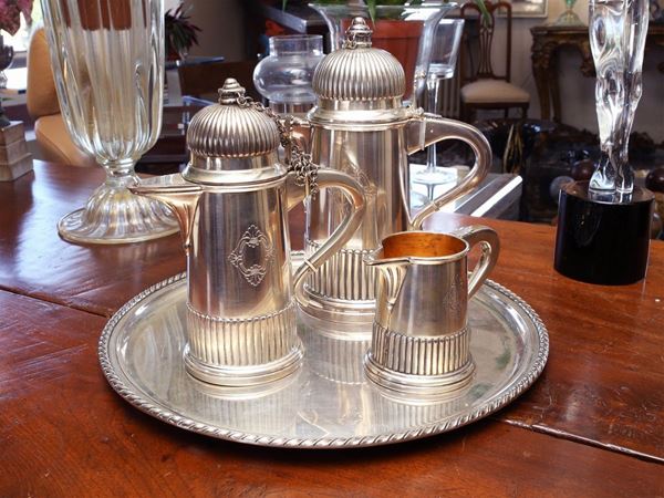 A Bernasconi coffe silver set  (Milan, second half of 20th century)  - Auction The florentine house of a milanese collector: important glasses, objects of art and contemporary art - Maison Bibelot - Casa d'Aste Firenze - Milano