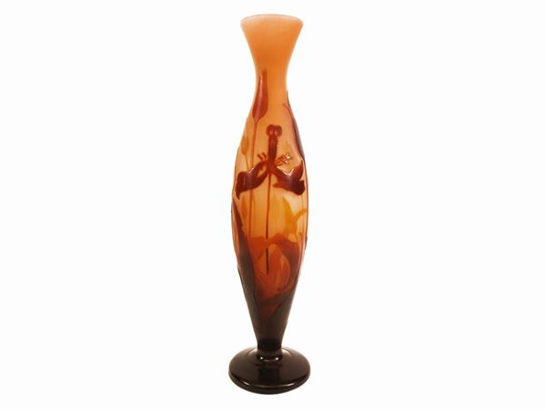A Gallé cameo glass vase decorated with tulips
