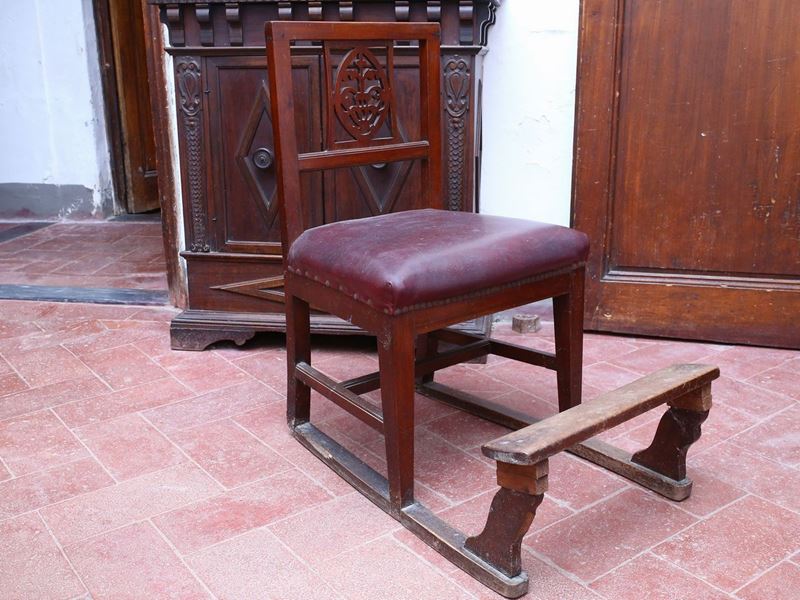 Seggiolina da Cappella in Noce e Legno Tenero