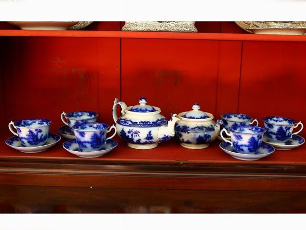 English earthenware tea set  (late 19th century)  - Auction Furniture and Paintings from the Ancient Fattoria Franceschini, partly from Villa I Pitti - Maison Bibelot - Casa d'Aste Firenze - Milano