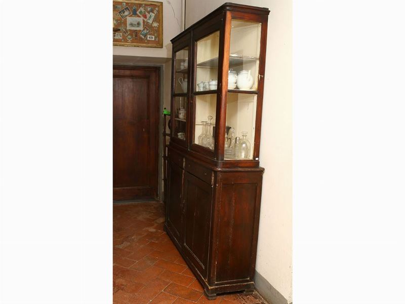 Credenza Rustica a Due Corpi in Noce