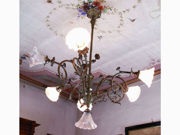 Gilted metal chandelier  (second half of the 20th century)  - Auction Furniture and Paintings from the Ancient Fattoria Franceschini, partly from Villa I Pitti - Maison Bibelot - Casa d'Aste Firenze - Milano