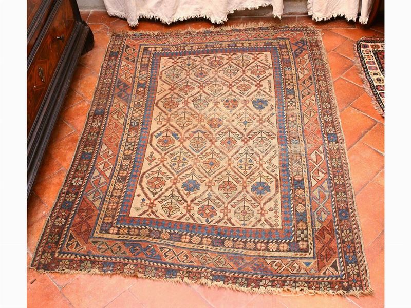 Due Tappeti Caucasici di Vecchia Manifattura