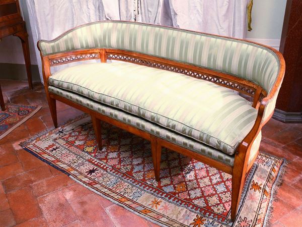 Cherrywood bench  (Tuscany, late 18th century)  - Auction Furniture and Paintings from the Ancient Fattoria Franceschini, partly from Villa I Pitti - Maison Bibelot - Casa d'Aste Firenze - Milano