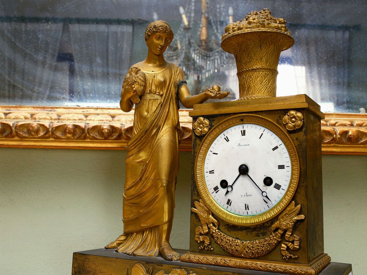 Orologio da Tavolo in Bronzo Dorato