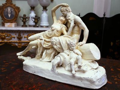Grande Gruppo in Terraglia Smaltata