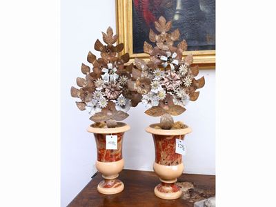 Coppia di Vasi in Terraglia Decorati Ad Imitazione del Marmo