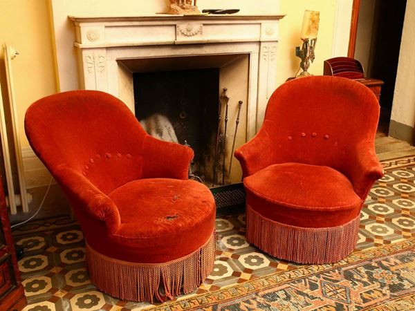Pair of upholstered armchairs covered in red velvet  - Auction Furniture and Paintings from the Ancient Fattoria Franceschini, partly from Villa I Pitti - Maison Bibelot - Casa d'Aste Firenze - Milano