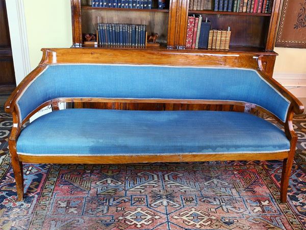 Bench walnut sofa  (Tuscany, late 18th / early 19th century)  - Auction Furniture and Paintings from the Ancient Fattoria Franceschini, partly from Villa I Pitti - Maison Bibelot - Casa d'Aste Firenze - Milano