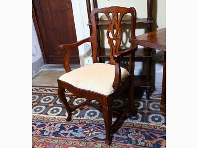 Poltroncina in Ciliegio