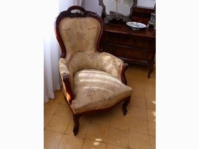 Poltrona in Noce