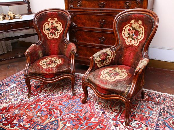 Pair of walnut armchairs  (Tuscany, mid 19th century)  - Auction Furniture and Paintings from the Ancient Fattoria Franceschini, partly from Villa I Pitti - Maison Bibelot - Casa d'Aste Firenze - Milano