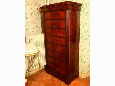 Chiffoniere Impiallacciata in Piuma di Mogano