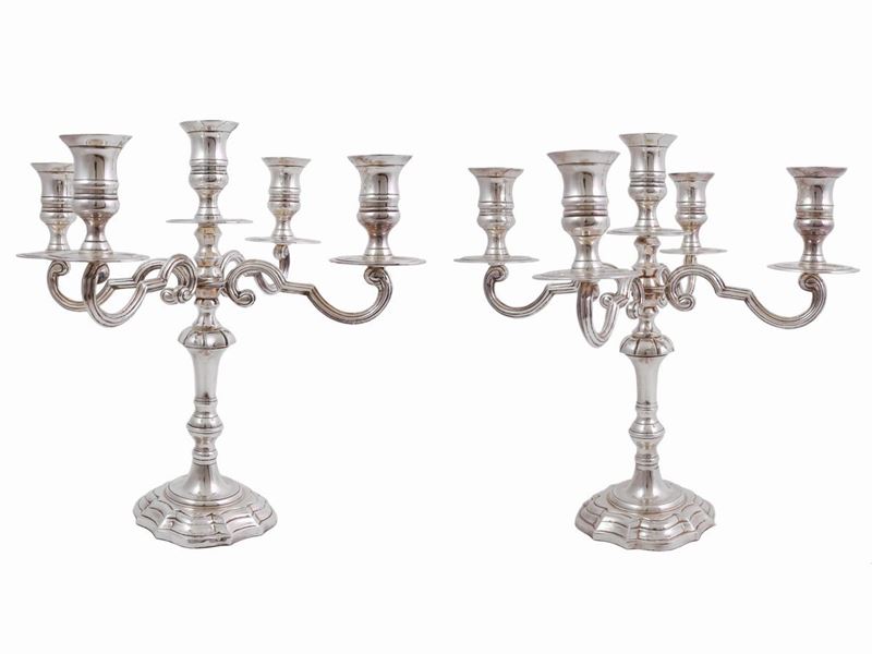 Coppia di Candelabri in Metallo Argentato Royal Family