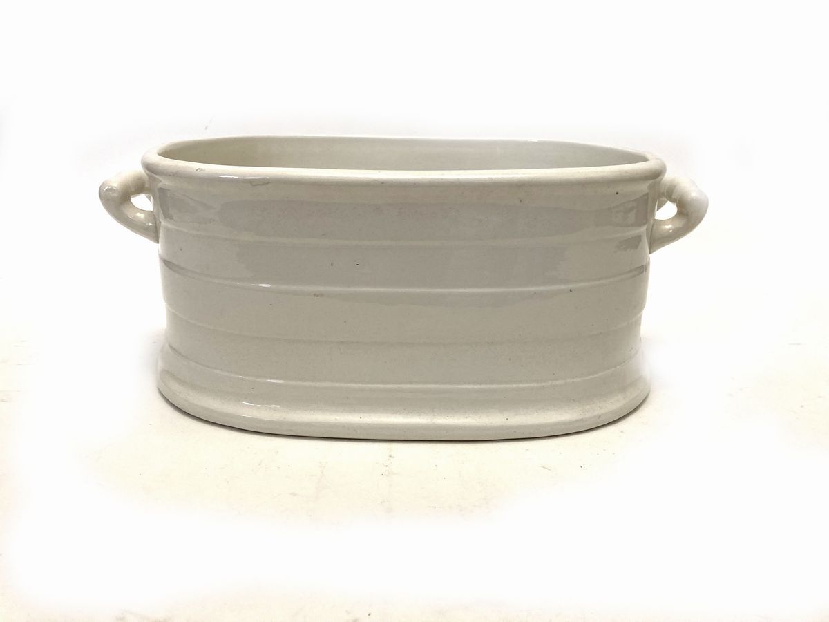Lotto di Oggetti di Uso Quotidiano della Prima Metà del ,900