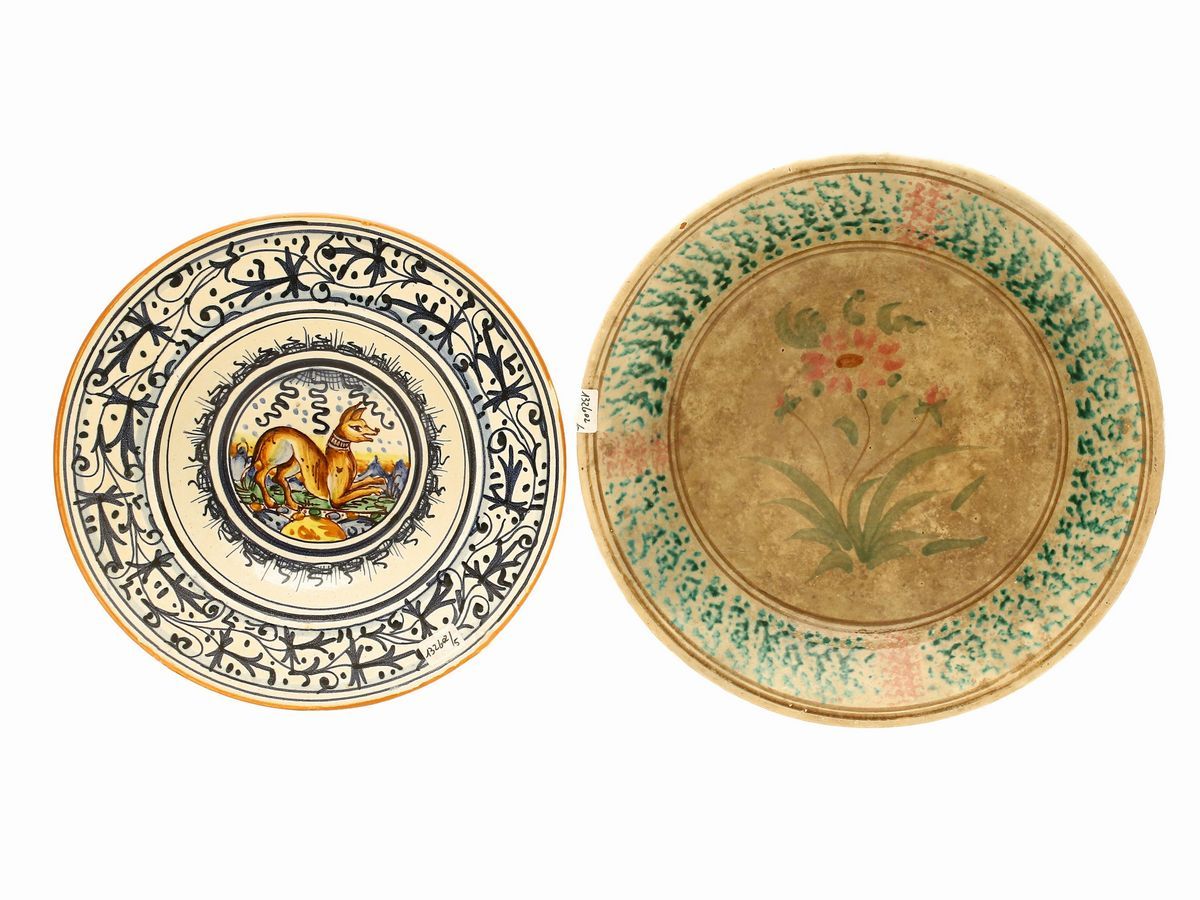 Cinque Piatti Decorativi in Terracotta Smaltata