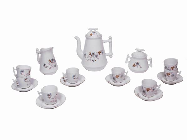 A porcelain coffee set  (late 19th/early 20th century)  - Auction Furniture, Paintings and Curiosities from Private Collections - Maison Bibelot - Casa d'Aste Firenze - Milano
