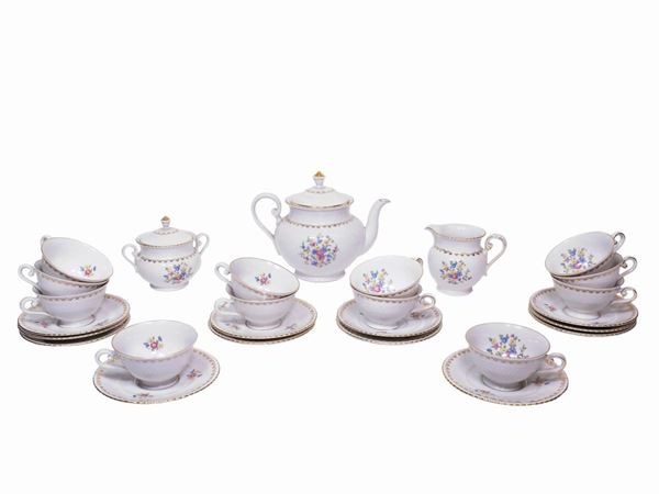 A porcelain tea set, Seltmaun Weiden Bavaria, Elizabeth model