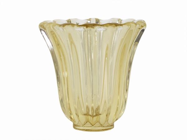 A D'Avesne strow-colored blown within a mold glass vase. Signed D'Avesne