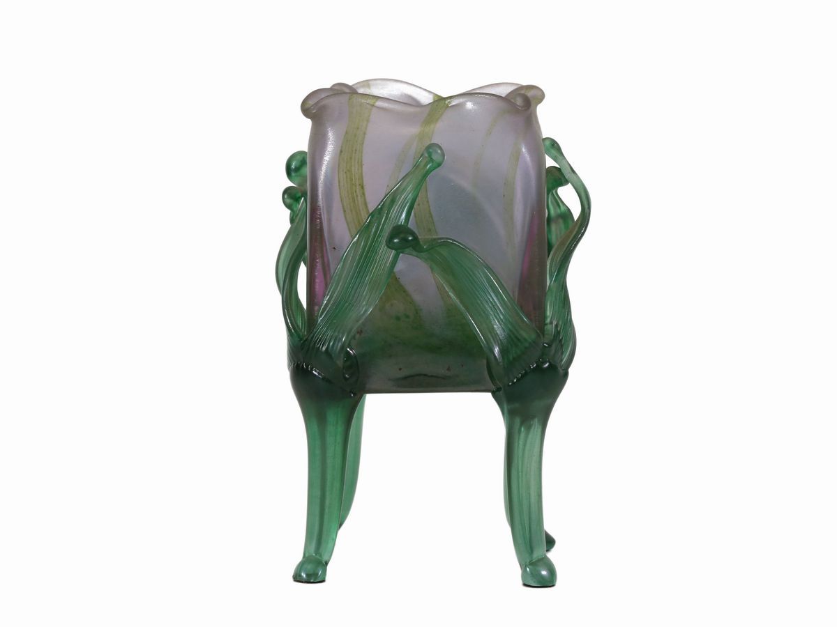 Vaso Quadrilobato in Vetro Soffiato Iridescente