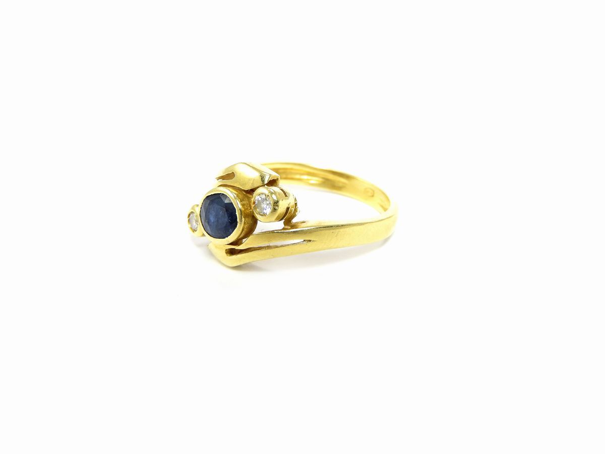 Demi Parure Anello e Orecchini in Oro Giallo con Diamanti e Zaffiri
