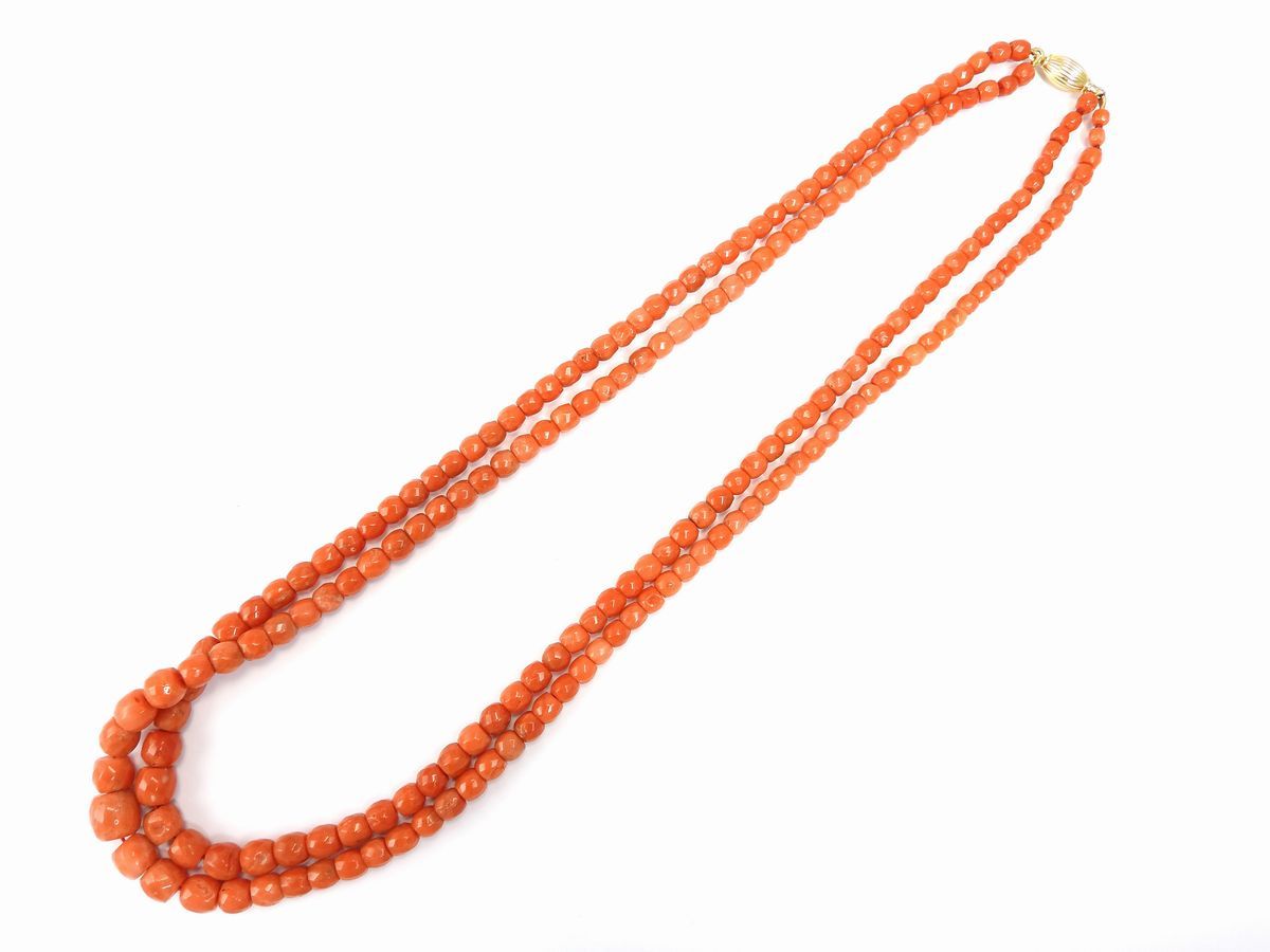 Demi Parure Collana e Anello in Oro Giallo con Corallo Rosso Arancio