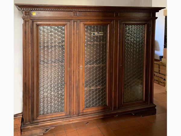 A softwood library  (first half of the 20th century)  - Auction Furniture from Compagni Palace in Florence - Maison Bibelot - Casa d'Aste Firenze - Milano
