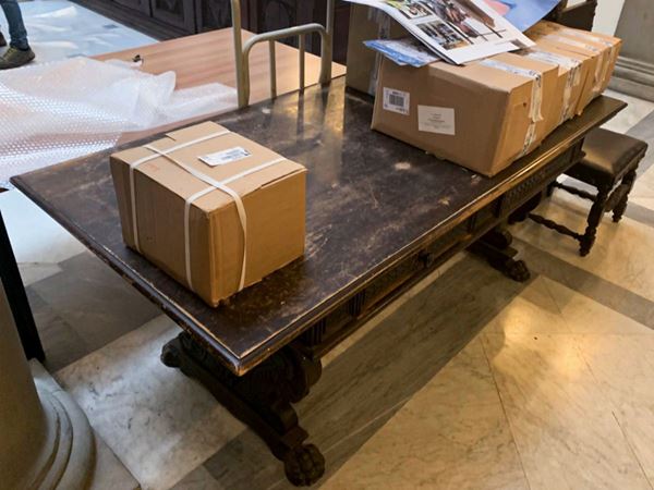 Tavolo da biblioteca in legno tenero  (prima metà del XX secolo)  - Asta Arredi da Palazzo Compagni a Firenze - Maison Bibelot - Casa d'Aste Firenze - Milano