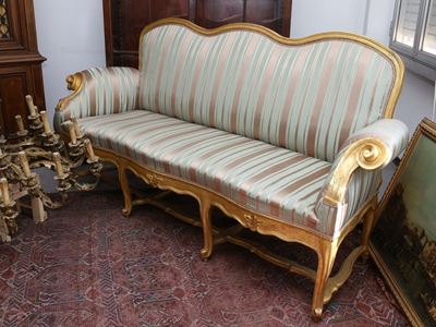 Grande Divano in Legno Intagliato e Dorato