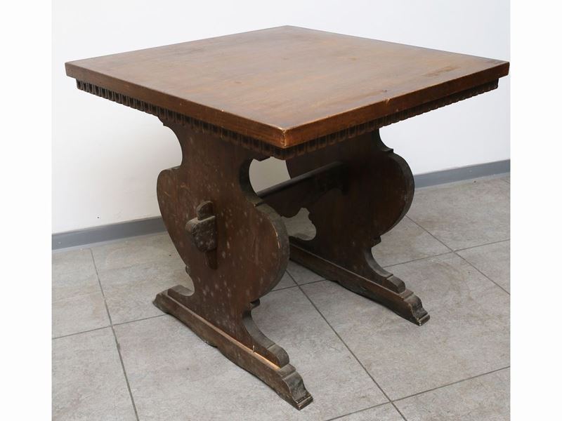 Tavolino Basso in Noce