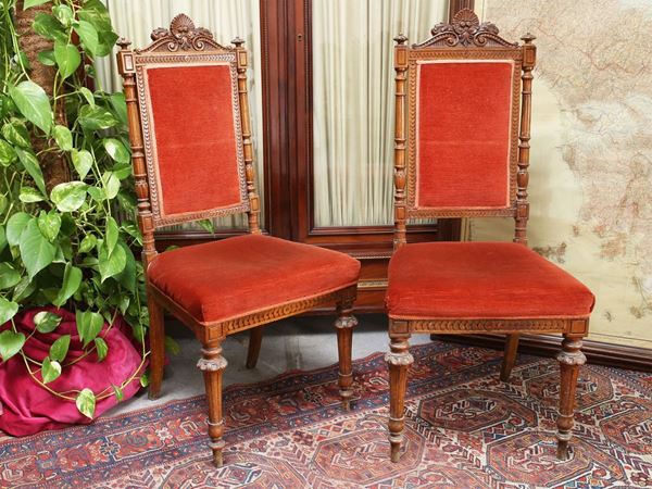 A pair of walnut chairs  (first half of the 20th century)  - Auction Furniture from Compagni Palace in Florence - Maison Bibelot - Casa d'Aste Firenze - Milano