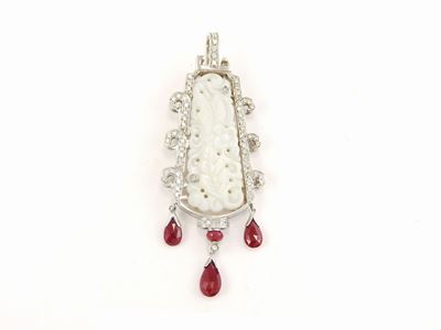 Demi Parure Pendente e Orecchini in Oro Bianco con Diamanti, Rubini, Perle e Madreperla