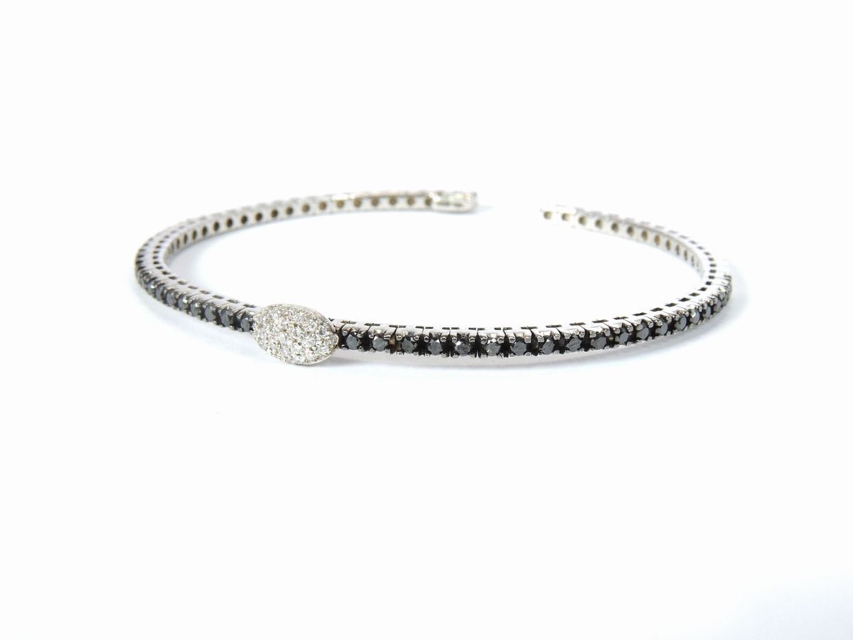 Bracciale Tennis Rigido in Oro Bianco con Diamanti Incolori e Neri