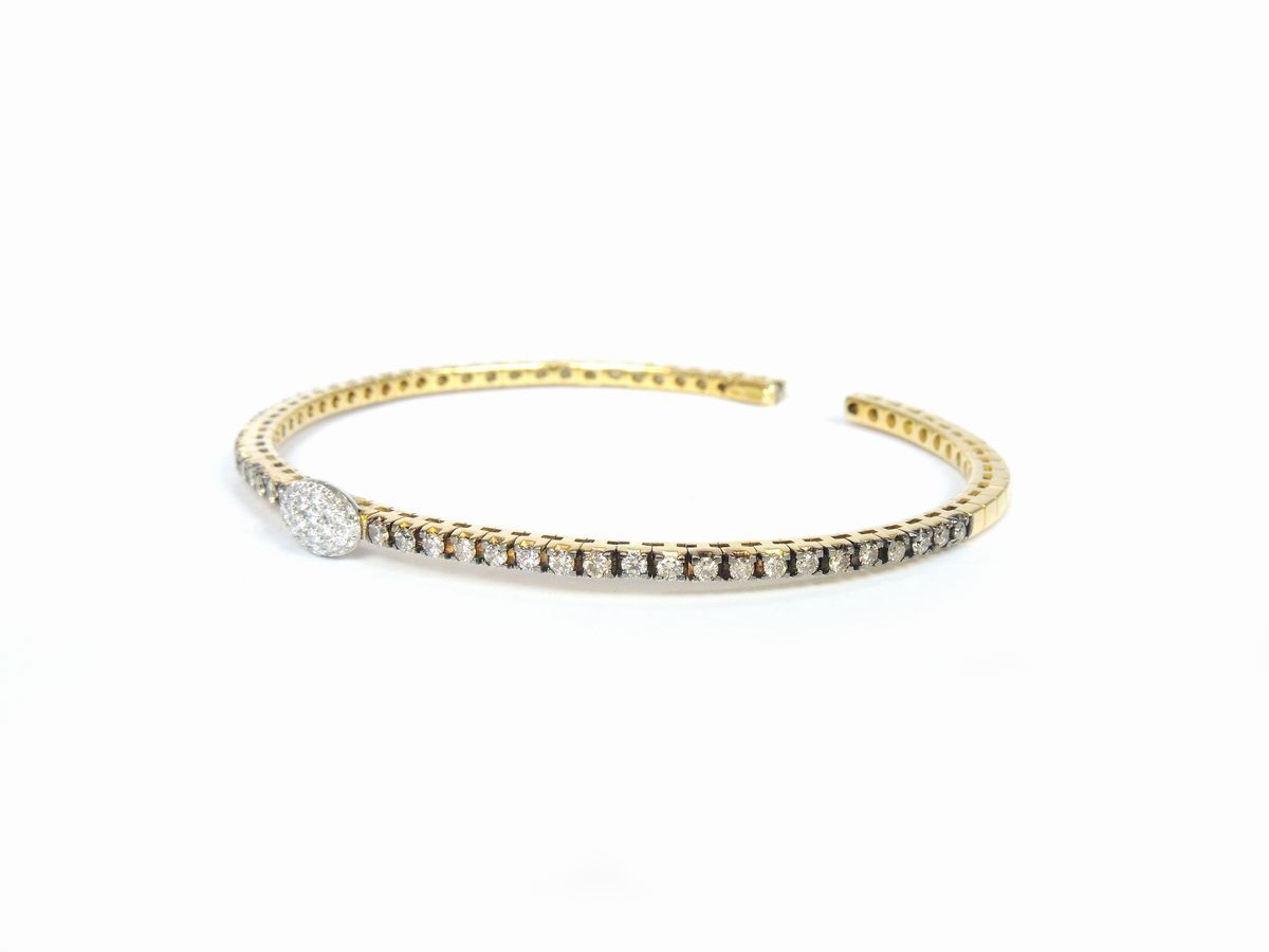 Bracciale Tennis Rigido in Oro Giallo con Diamanti Incolori e Brown