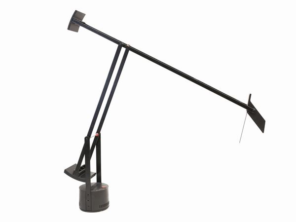 A Tizio table lamp, Richard Sapper for Artemide