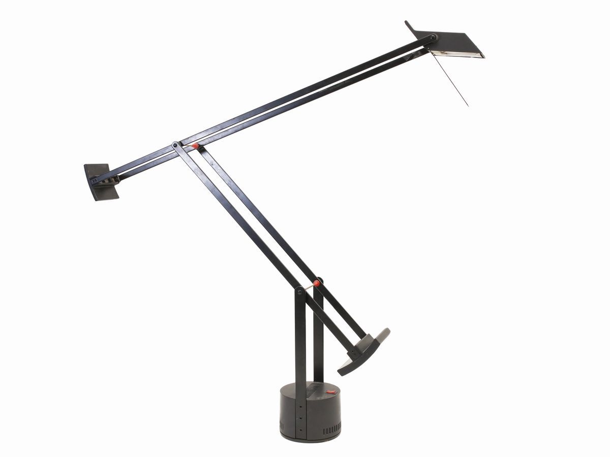 Lampada da Tavolo Tizio, Richard Sapper per Artemide