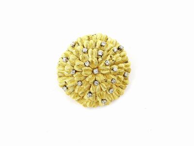 Spilla in Oro Giallo con Diamanti