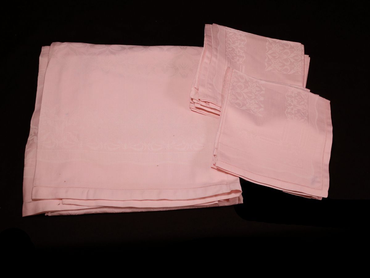 Tovaglia in Cotone di Fiandra Rosa