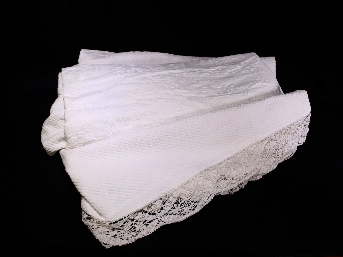 Copriletto Matrimoniale in Cotone Piquet Bianco