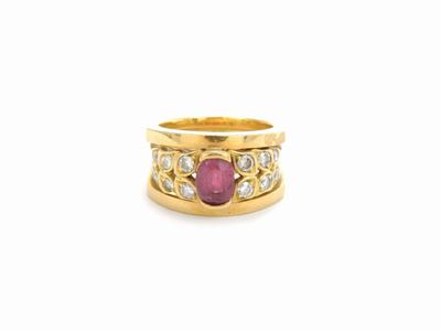 Anello a Fascia in Oro Giallo con Diamanti e Rubino
